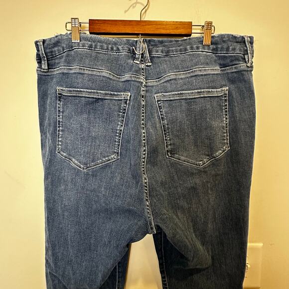 Good American Good Legs Crop Raw Hem Skinny Jeans Size 22 High Rise Stretch - Picture 8 of 13